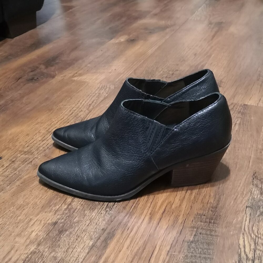 Lucky Brand Tabea‎ Leather Pointed Toe Ankle Booties Shoes Black Size 8.5M - Picture 3 of 7